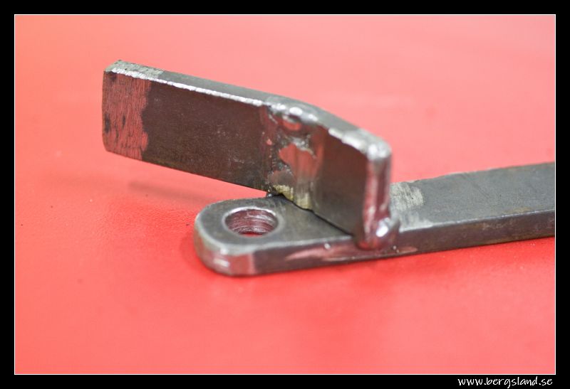  MG 1043 border